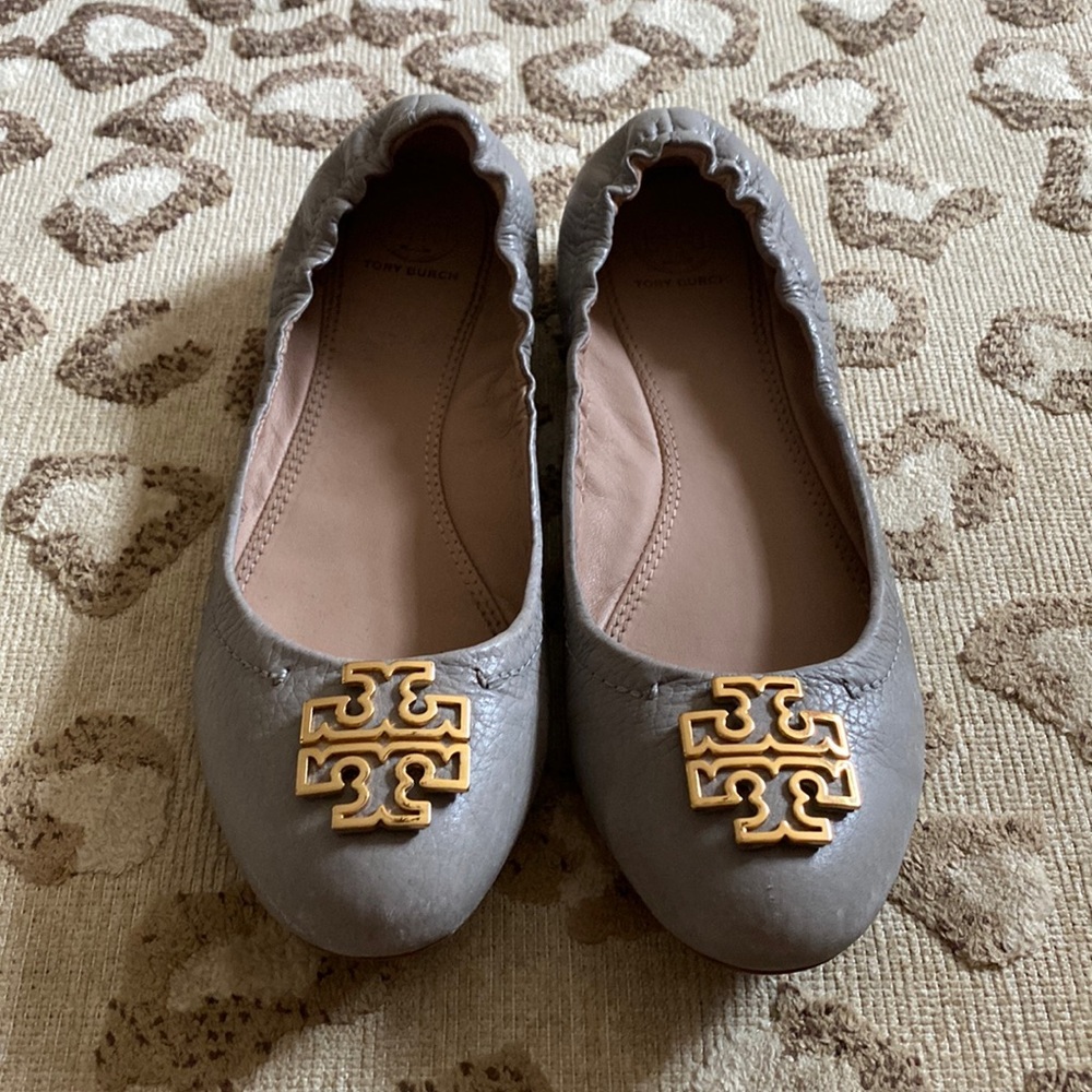 Tory Burch Grey Leather Flats